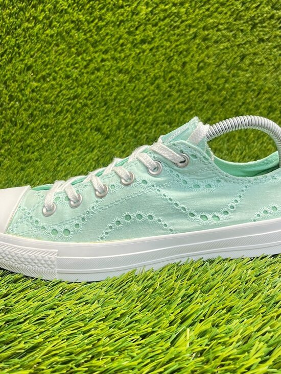 Converse Chuck Taylor All Star Womens Size 10 Green Athletic Shoes Sneakers - Picture 3 of 12